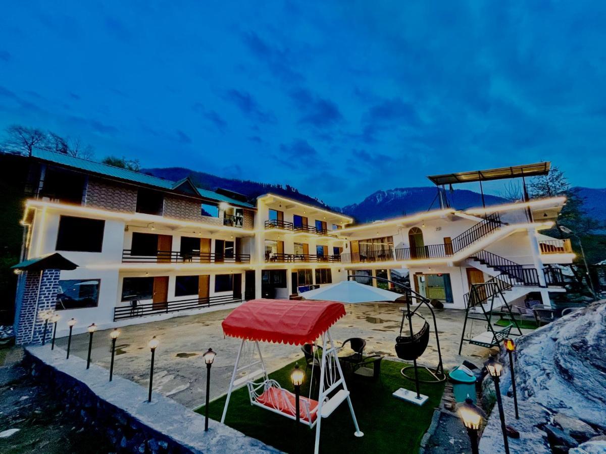 Hotel Beas River Retreat - A Riverside Hotel With Balcony 马拉里 外观 照片