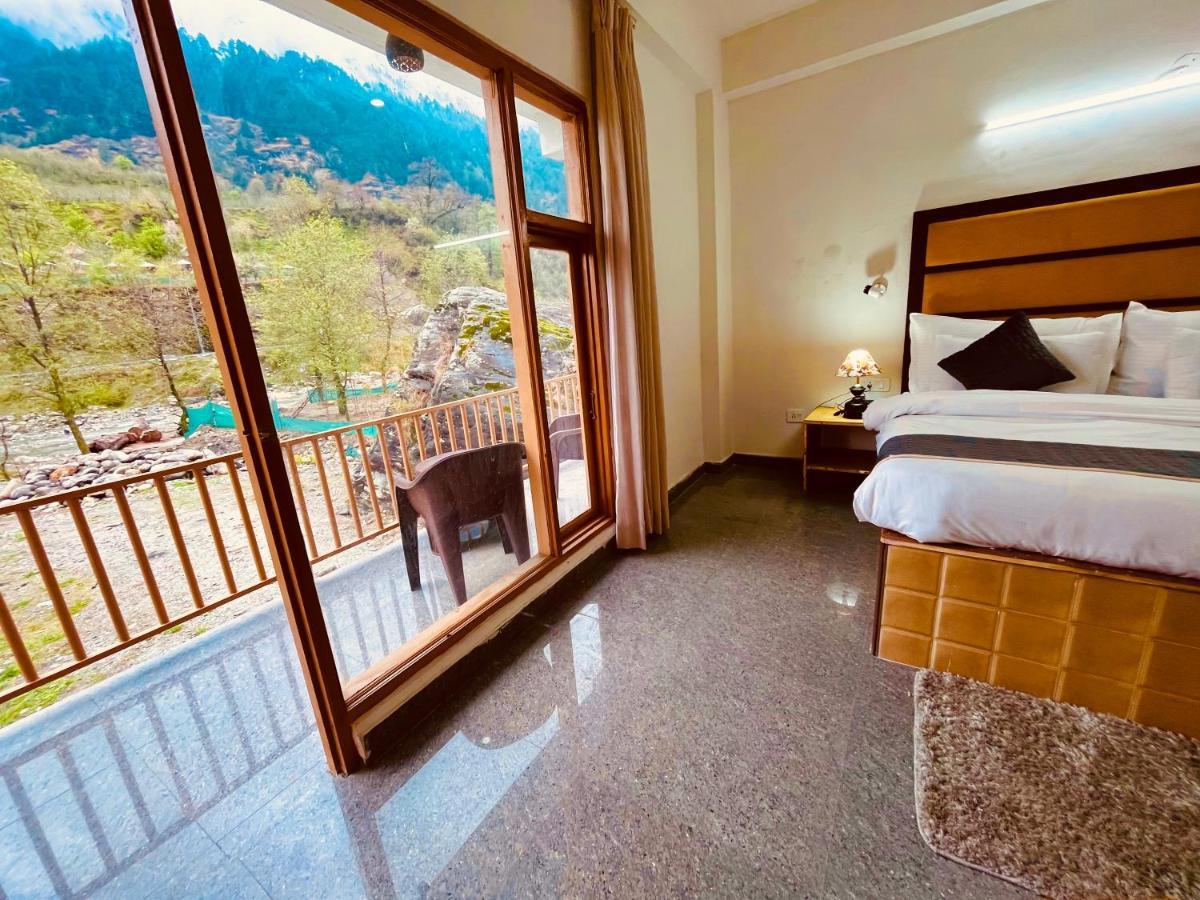 Hotel Beas River Retreat - A Riverside Hotel With Balcony 马拉里 外观 照片