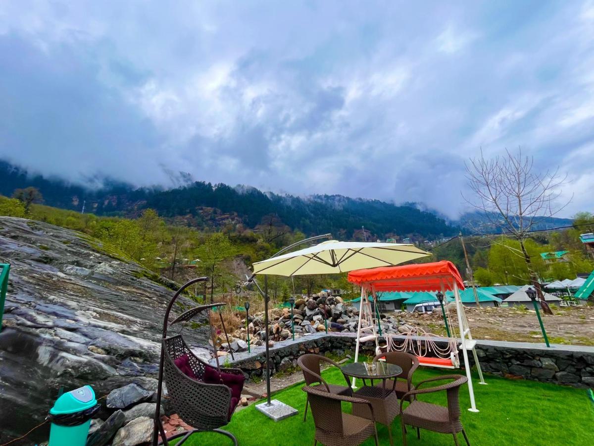 Hotel Beas River Retreat - A Riverside Hotel With Balcony 马拉里 外观 照片