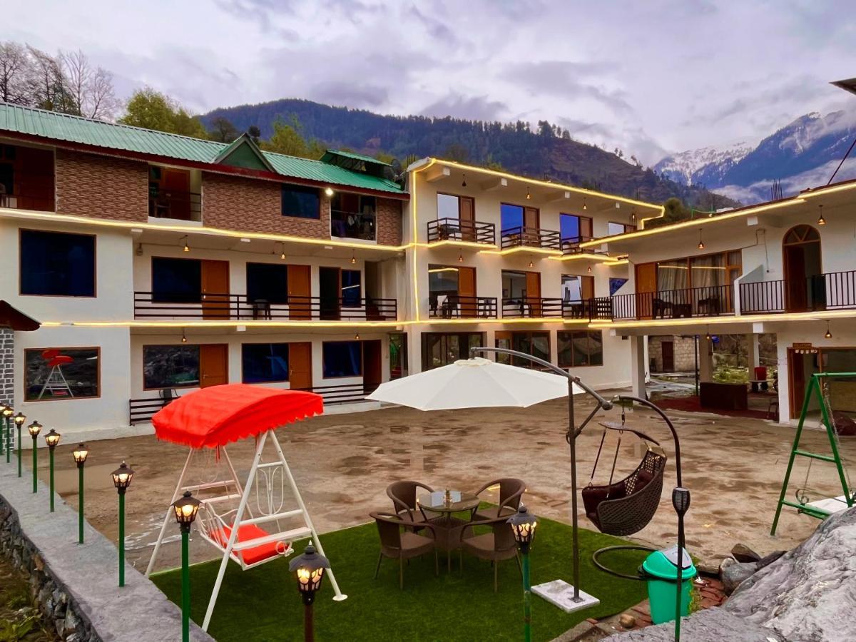 Hotel Beas River Retreat - A Riverside Hotel With Balcony 马拉里 外观 照片