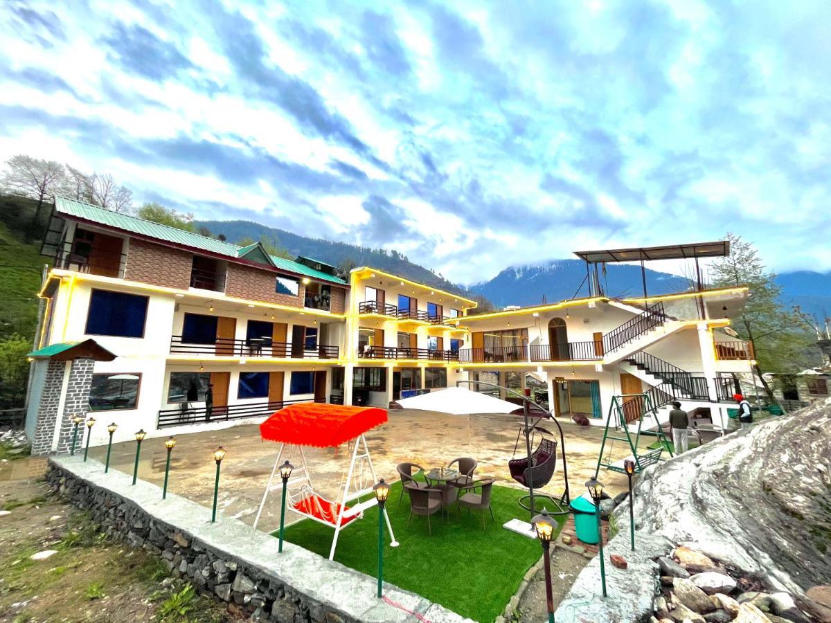Hotel Beas River Retreat - A Riverside Hotel With Balcony 马拉里 外观 照片