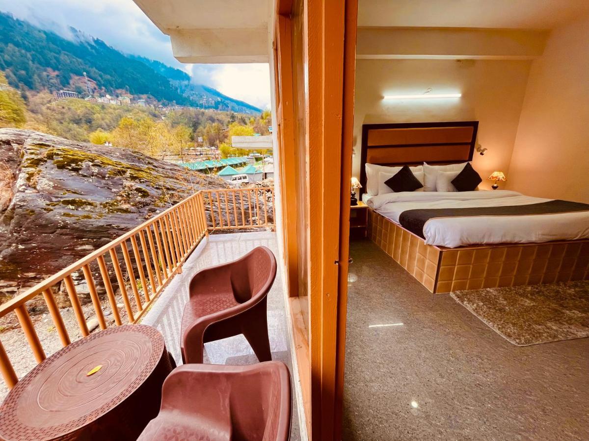 Hotel Beas River Retreat - A Riverside Hotel With Balcony 马拉里 外观 照片